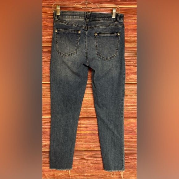 Wit & Wisdom Jeans 4 - Picture 2 of 3